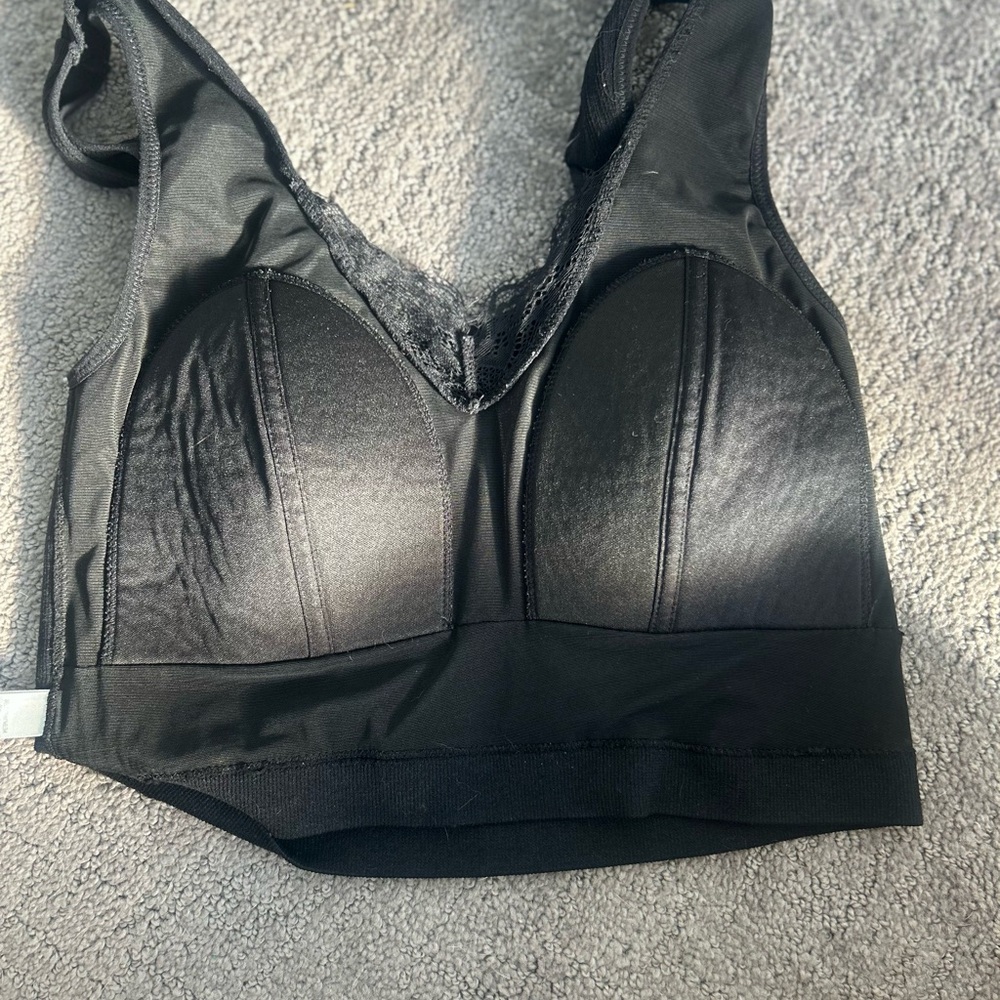 BKE Essentials Black Padded Lace Bralette – Size M - Picture 5 of 6